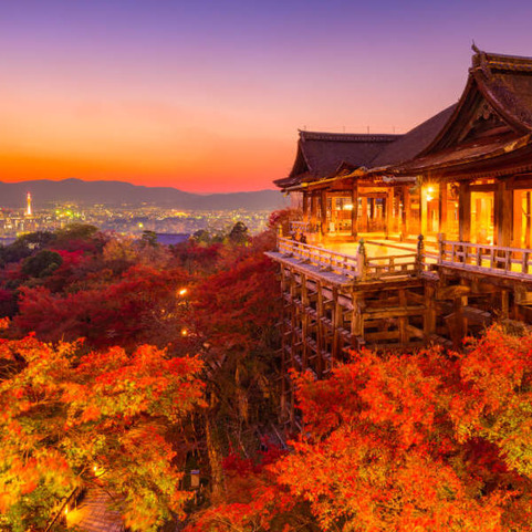 autumn-illuminations-kiyomizudera-coperta japonia